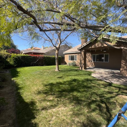 11511 Clarion River Drive, Bakersfield, CA 93311