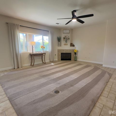 11511 Clarion River Drive, Bakersfield, CA 93311