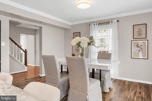 3711 FOXFIELD LN, Fairfax, VA 22033