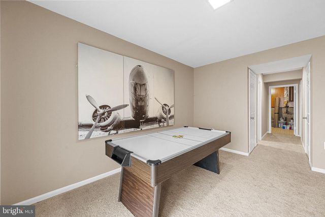 3711 FOXFIELD LN, Fairfax, VA 22033