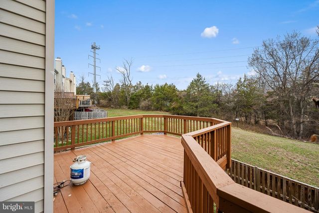 3711 FOXFIELD LN, Fairfax, VA 22033