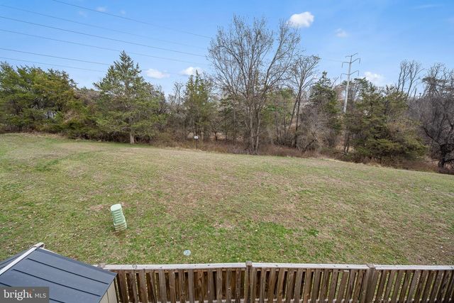 3711 FOXFIELD LN, Fairfax, VA 22033