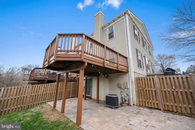 3711 FOXFIELD LN, Fairfax, VA 22033