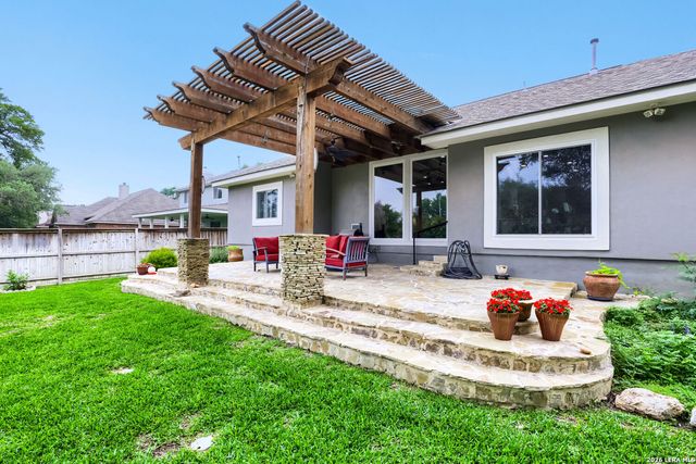 15114 Grayoak Forest, San Antonio, TX 78248
