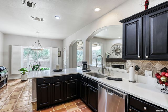 15114 Grayoak Forest, San Antonio, TX 78248