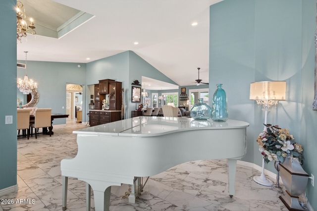 16462 W Silver Creek Drive, Surprise, AZ 85374