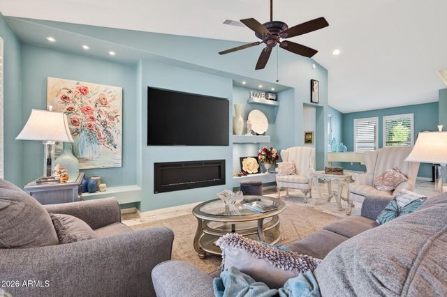 16462 W Silver Creek Drive, Surprise, AZ 85374