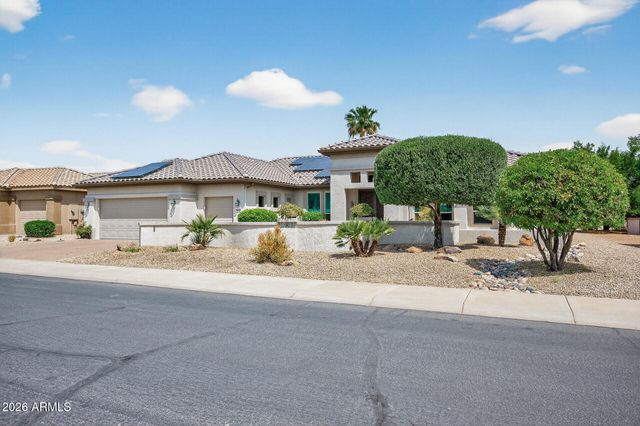 16462 W Silver Creek Drive, Surprise, AZ 85374