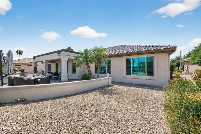 16462 W Silver Creek Drive, Surprise, AZ 85374