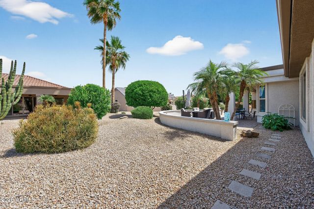 16462 W Silver Creek Drive, Surprise, AZ 85374