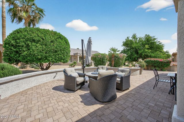 16462 W Silver Creek Drive, Surprise, AZ 85374