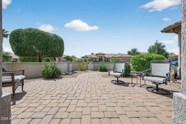 16462 W Silver Creek Drive, Surprise, AZ 85374