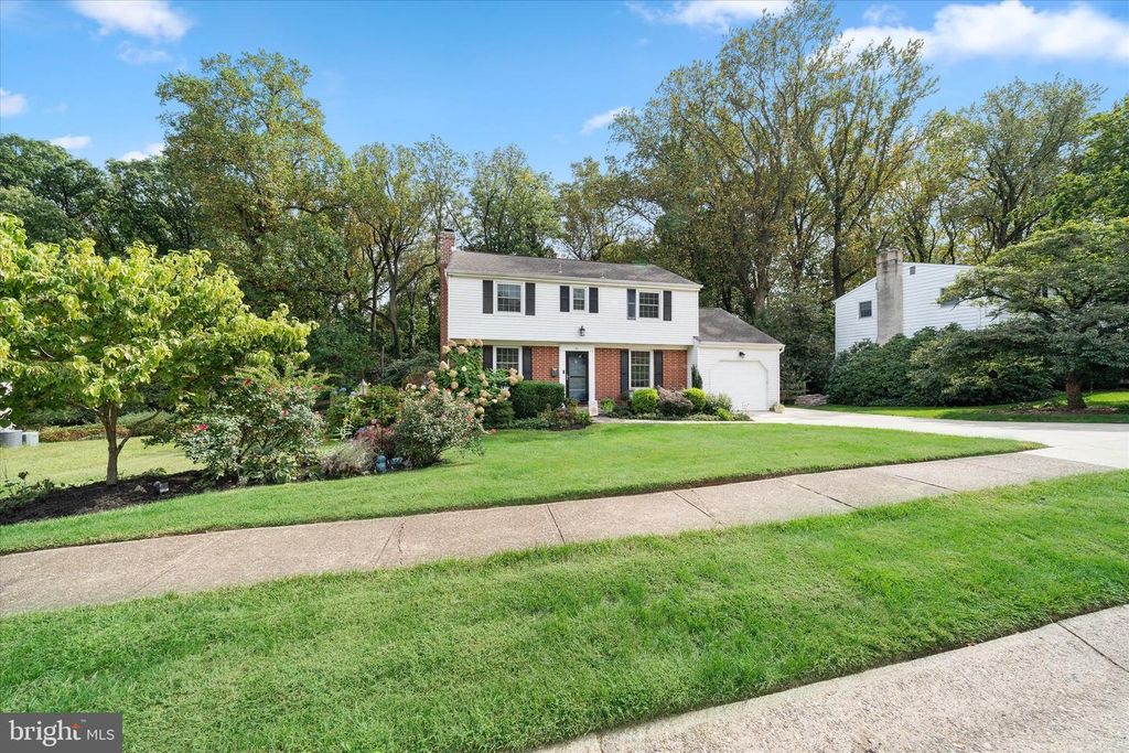 30 S CLIFFE DR, Wilmington, DE 19809