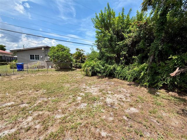 2781 NW 13th Court, Fort Lauderdale, FL 33311