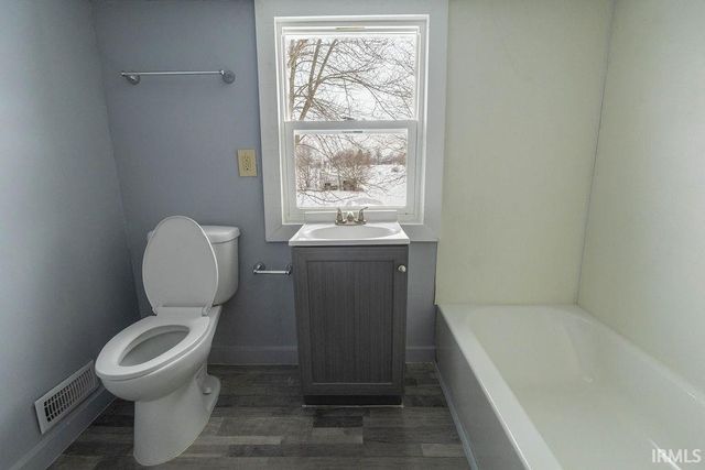 2726 S Main Street, New Castle, IN 47362