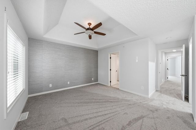 635 Willoughby Way W, Minnetonka, MN 55305