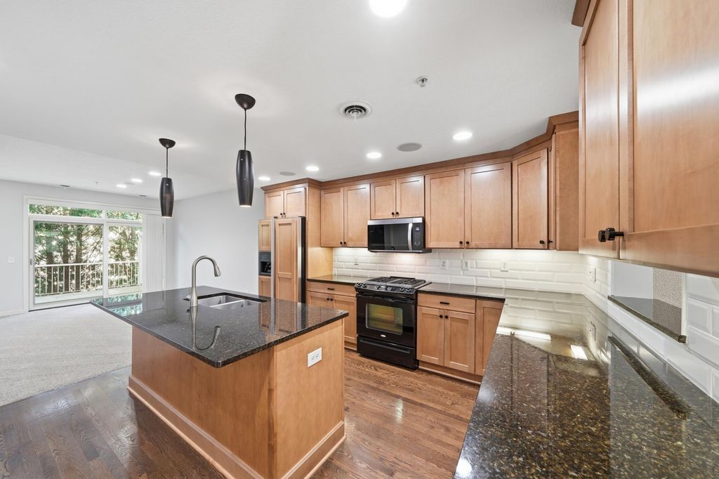 635 Willoughby Way W, Minnetonka, MN 55305 — photo 3