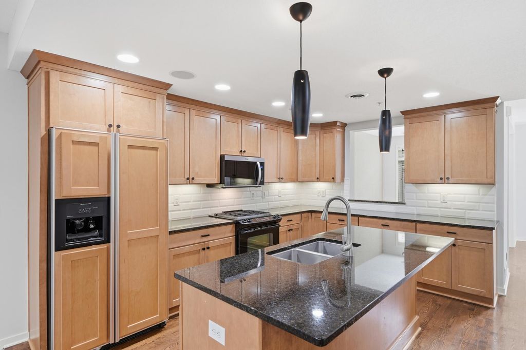 635 Willoughby Way W, Minnetonka, MN 55305 — photo 5