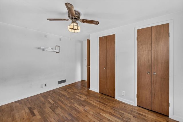 6162 Sandy Lane, Burton, MI 48519