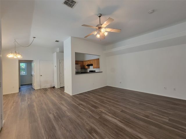 5203 Mountain Spring Trail, Fort Worth, TX 76123
