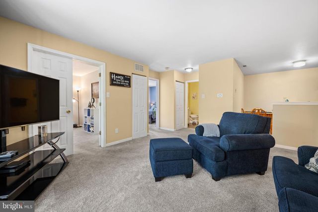 1213 TRISTRAM CIR, Mantua, NJ 08051