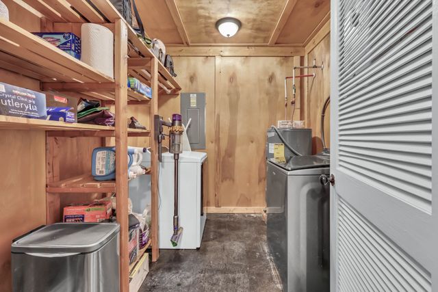 214 Eastside Dr, White House, TN 37188