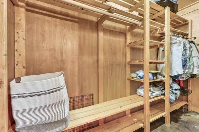 214 Eastside Dr, White House, TN 37188