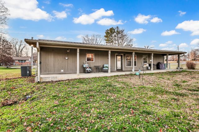 214 Eastside Dr, White House, TN 37188