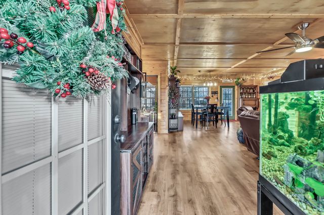 214 Eastside Dr, White House, TN 37188