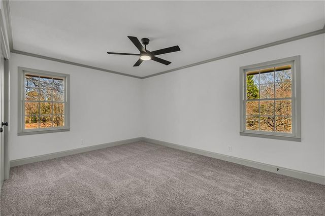 421 N 5th Avenue, Winder, GA 30680