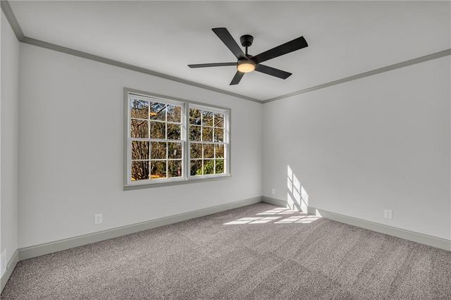 421 N 5th Avenue, Winder, GA 30680