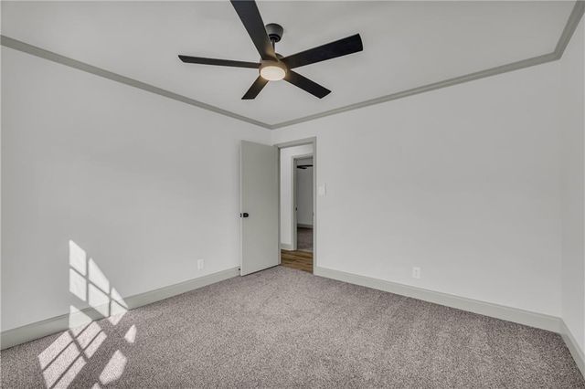 421 N 5th Avenue, Winder, GA 30680