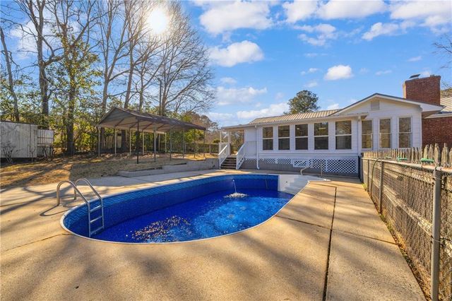 421 N 5th Avenue, Winder, GA 30680