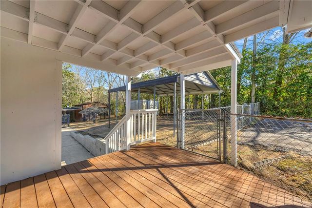 421 N 5th Avenue, Winder, GA 30680