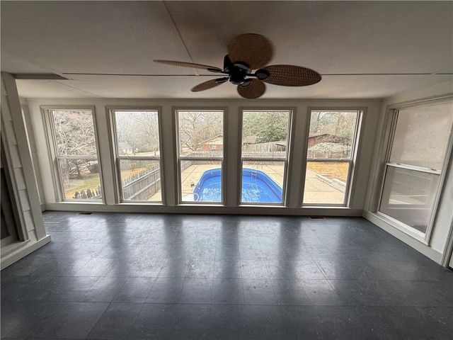 421 N 5th Avenue, Winder, GA 30680