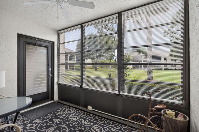 3625 LA AIRES Court C-1, Greenacres, FL 33463
