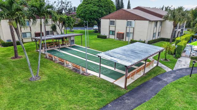 3625 LA AIRES Court C-1, Greenacres, FL 33463