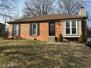 5510 Baywood Dr, Louisville, KY 40241