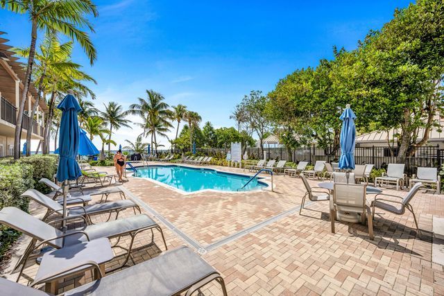 2011 N Ocean Boulevard 405, Fort Lauderdale, FL 33305