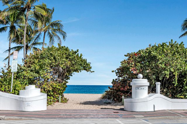 2011 N Ocean Boulevard 405, Fort Lauderdale, FL 33305