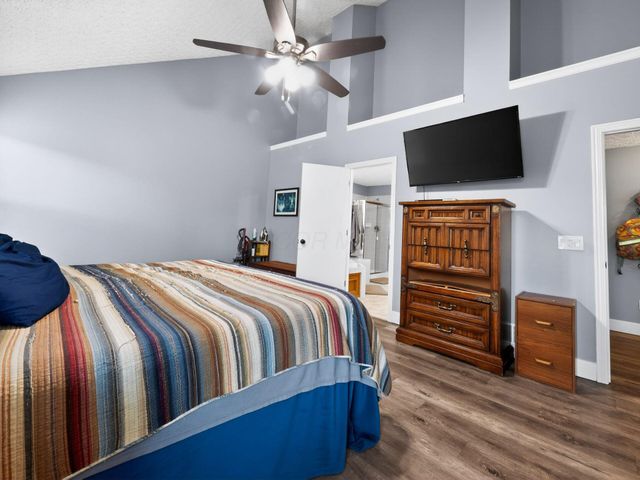 1897 Iris Court, Grove City, OH 43123