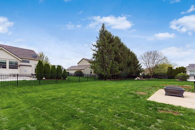 1897 Iris Court, Grove City, OH 43123
