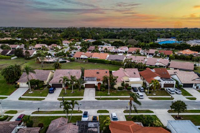 7587 Solimar Circle, Boca Raton, FL 33433