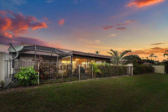 7587 Solimar Circle, Boca Raton, FL 33433