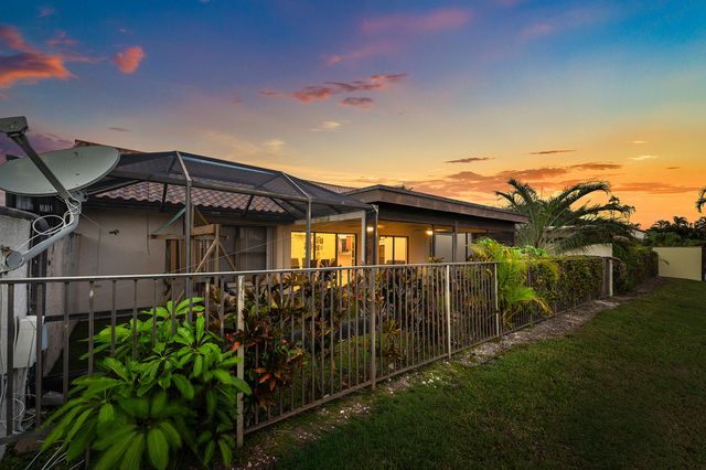 7587 Solimar Circle, Boca Raton, FL 33433