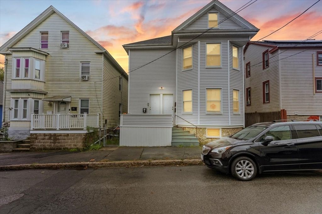 18 20 Franklin St, New Bedford, MA 02740