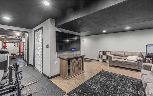 227 Robin Court, Bourbon, MO 65441