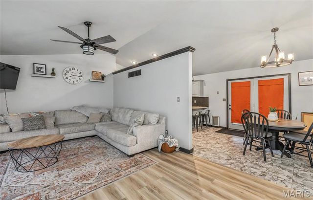 227 Robin Court, Bourbon, MO 65441