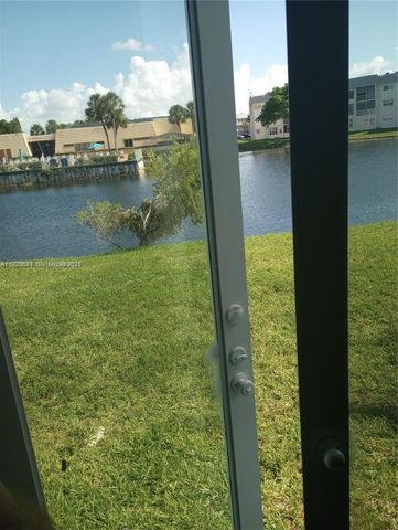 8130 Sunrise Lakes Blvd 107, Sunrise, FL 33322