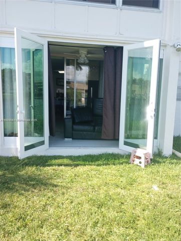 8130 Sunrise Lakes Blvd 107, Sunrise, FL 33322